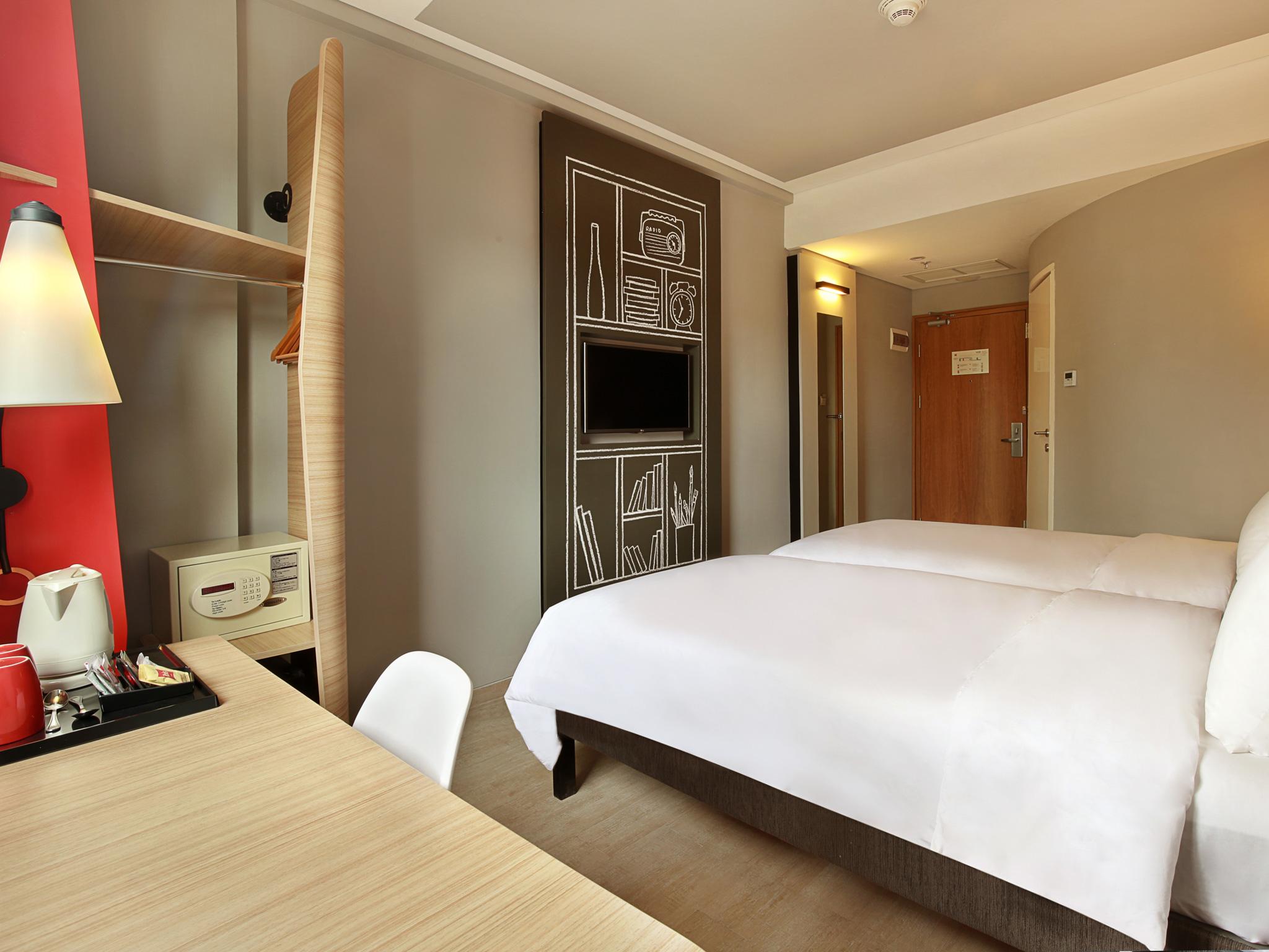 Hotel Ibis Bali Legian Street Esterno foto